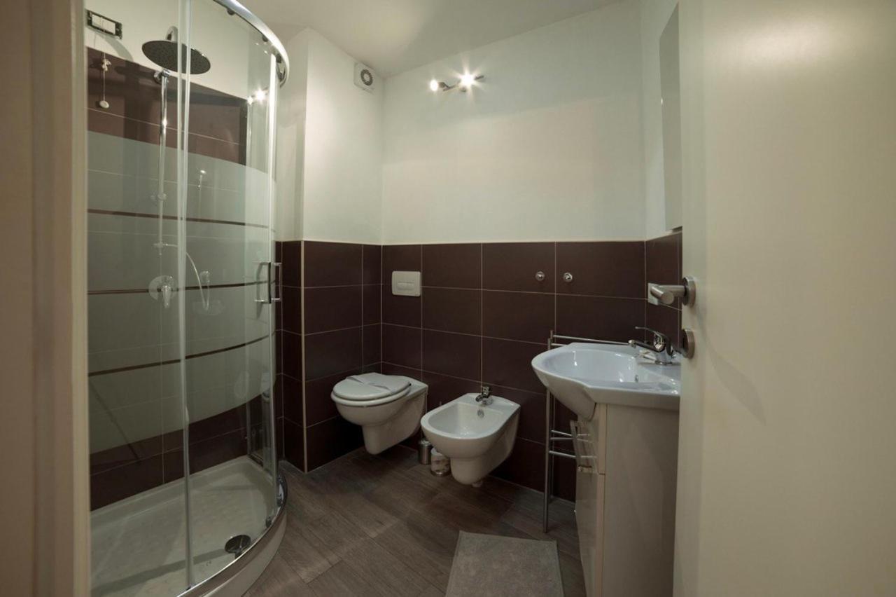 ᗰiki Hoᑌտᗴ Apartment Florenţa Exterior foto